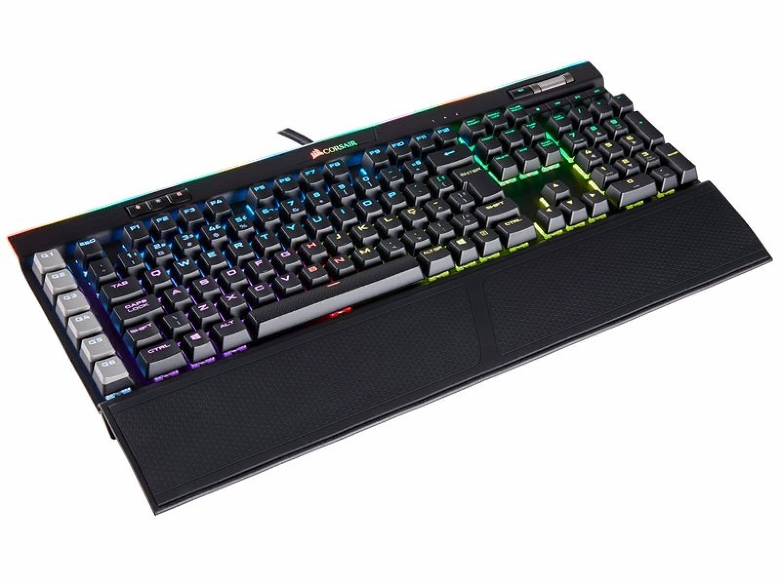 Teclado Gamer Corsair K95 RGB Platinum Mecânico