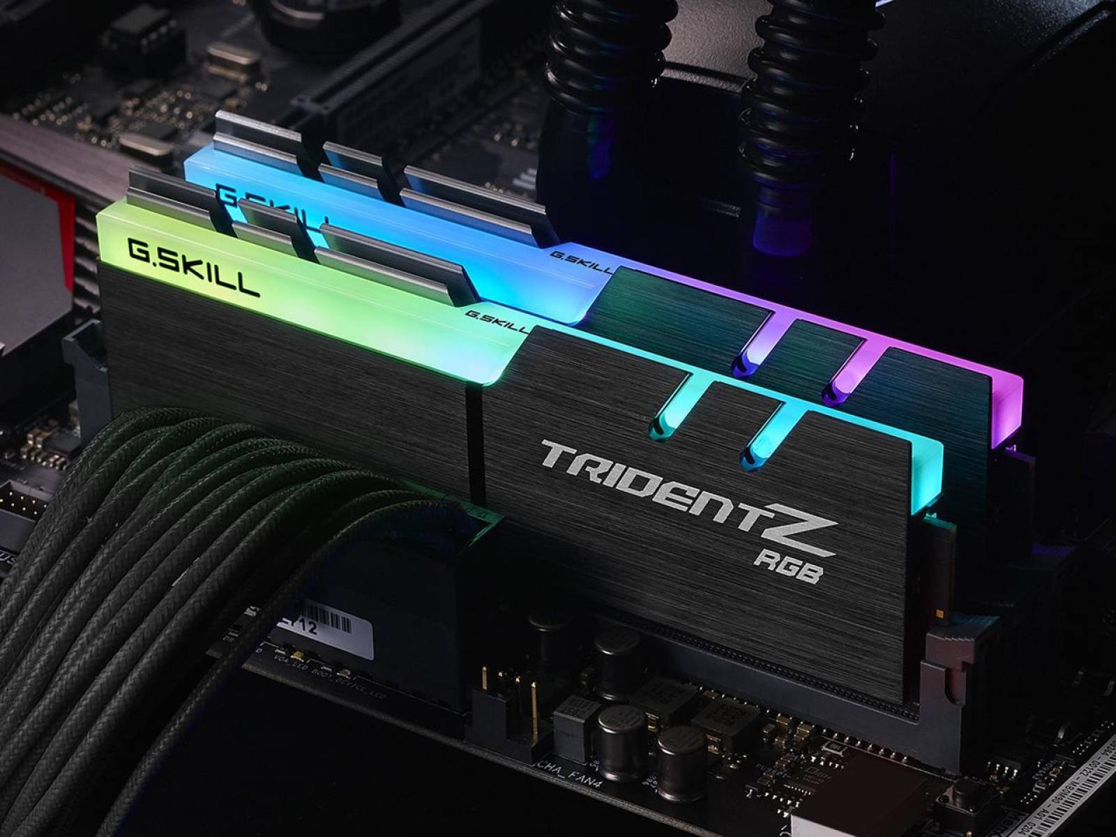 Memória PC Gamer G.Skill DDR4 16GB(8X2) 3600 Trident Z RGB – Net