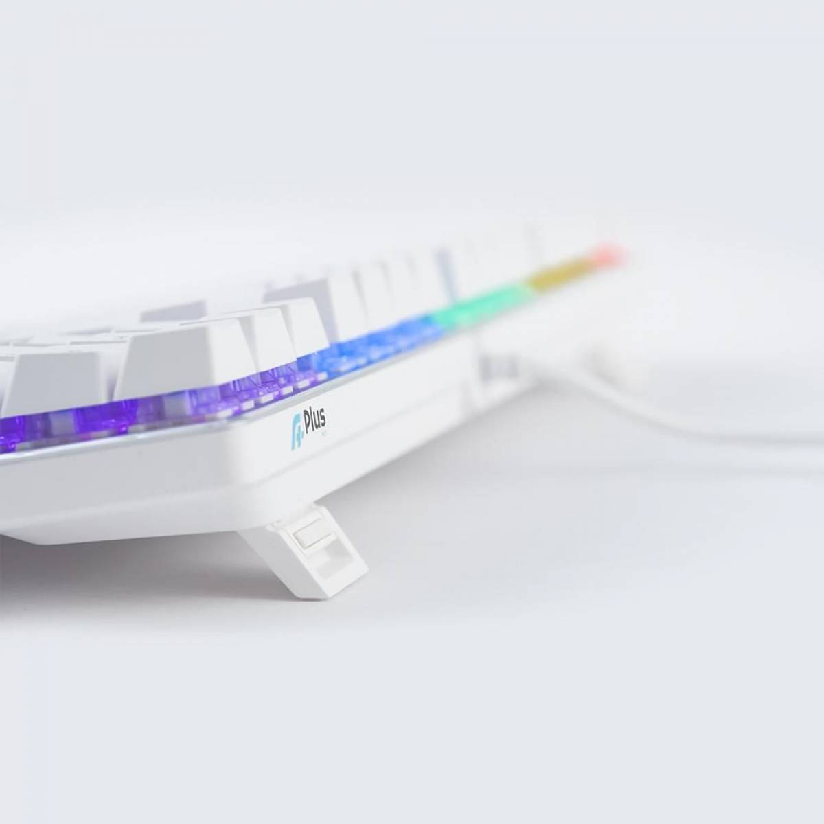 Teclado Gamer Mecânico A+ PLUS TECH Barak Branco Rainbow Blue
