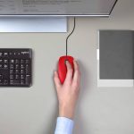 Mouse com fio USB Logitech M110 com Clique Silencioso - Vermelho - Imagem 6